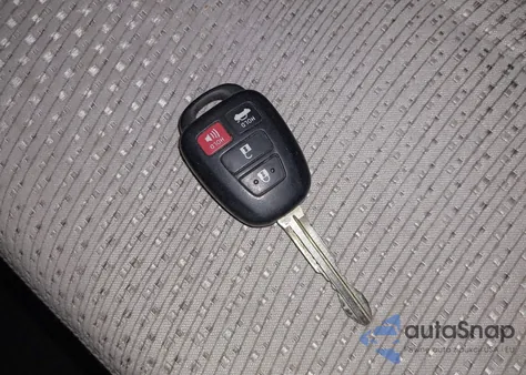 2012 Toyota Camry Le z USA, uszkodzony, nr VIN 4T1BF1FK2CU070050